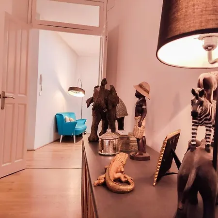 アパート Piso Larios